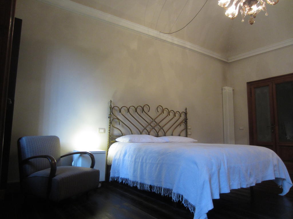 Corte Dall'Era Bed and Breakfast Brescia Værelse billede